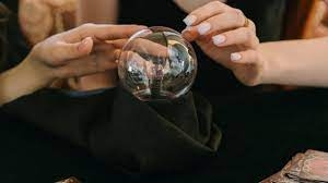What Are the Diverse Practices of The Best Psychic in Winnipeg? 